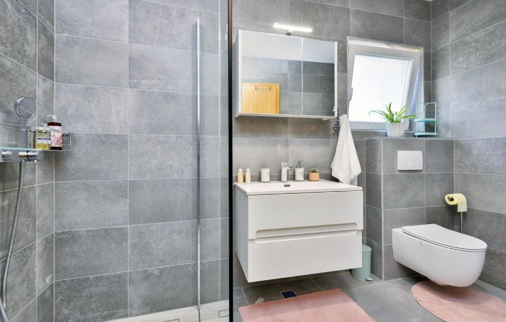 Kalimero Apartman A1 Krizevci Ngoại thất bức ảnh
