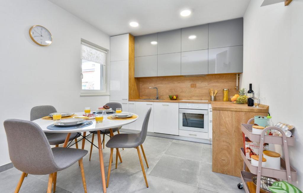 Kalimero Apartman A1 Krizevci Ngoại thất bức ảnh